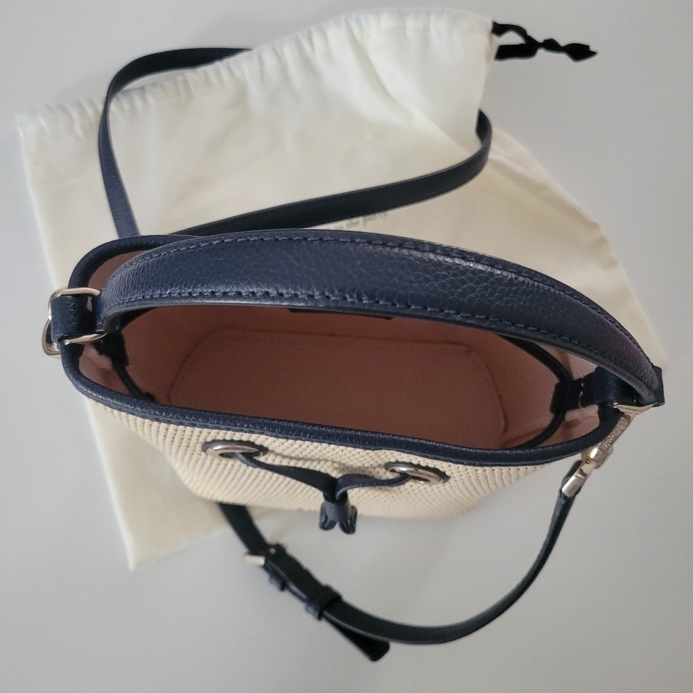 Kate spade Eva  Straw Small Bucket bag. - Picture 9 of 11